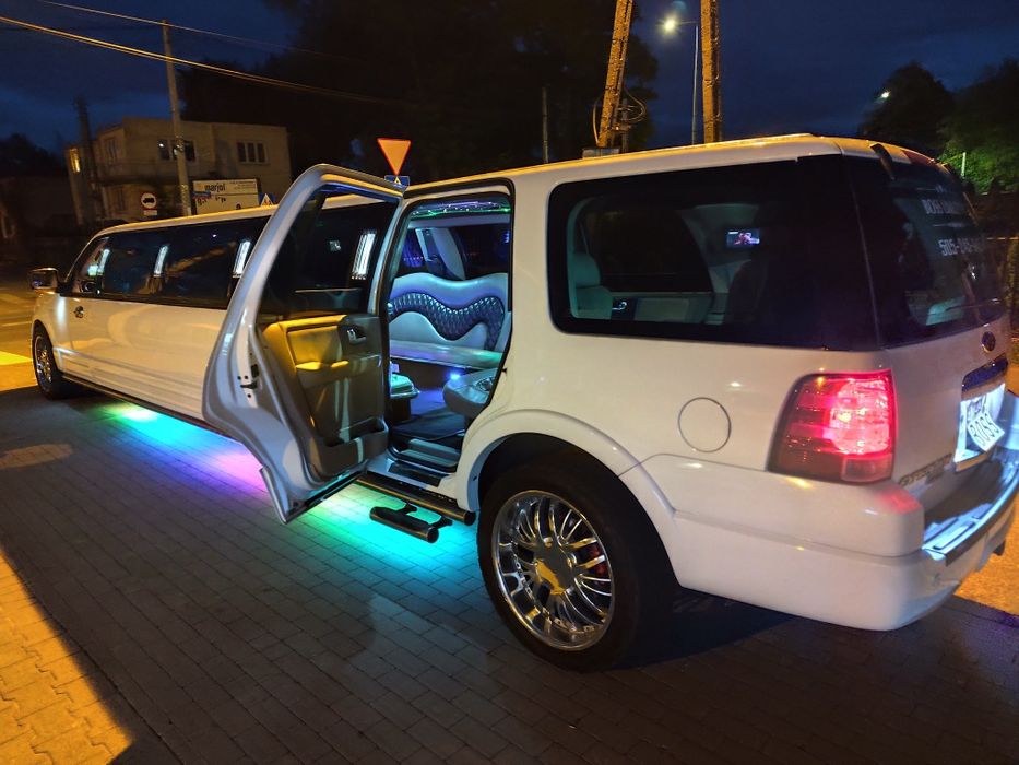 Wynajem Limuzyn Auto do Ślubu Limuzyna Wieczór Panieński , Studniówka