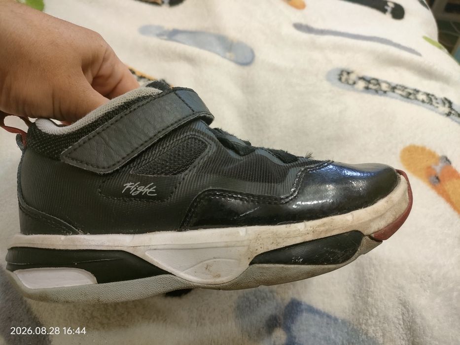 Nike Jordan r. 31,5