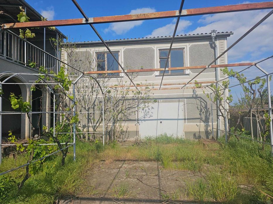 (13) Продам новий 2-поверховий будинок в с. Барабой