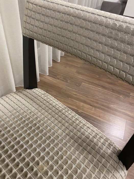Cadeiras de Sala / Jantar – Bom Estado
