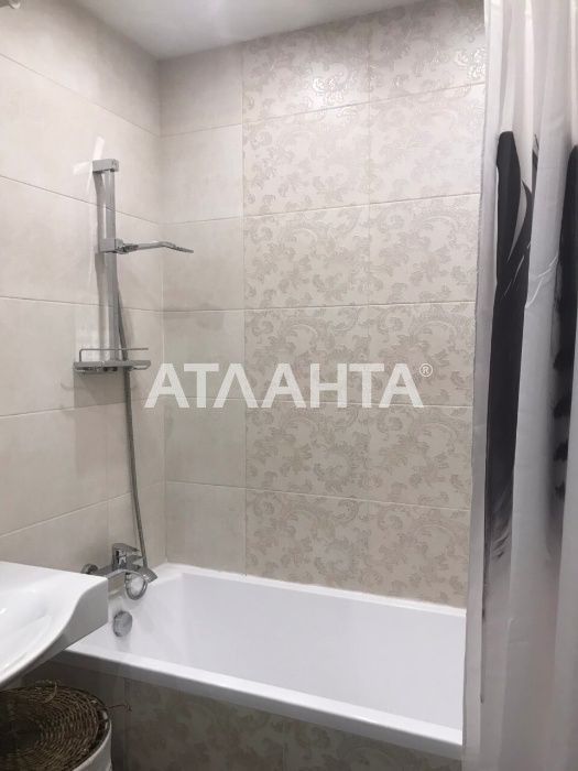 3-комнатная квартира Заболотного/Днепропетровская дорога. Газовый дом