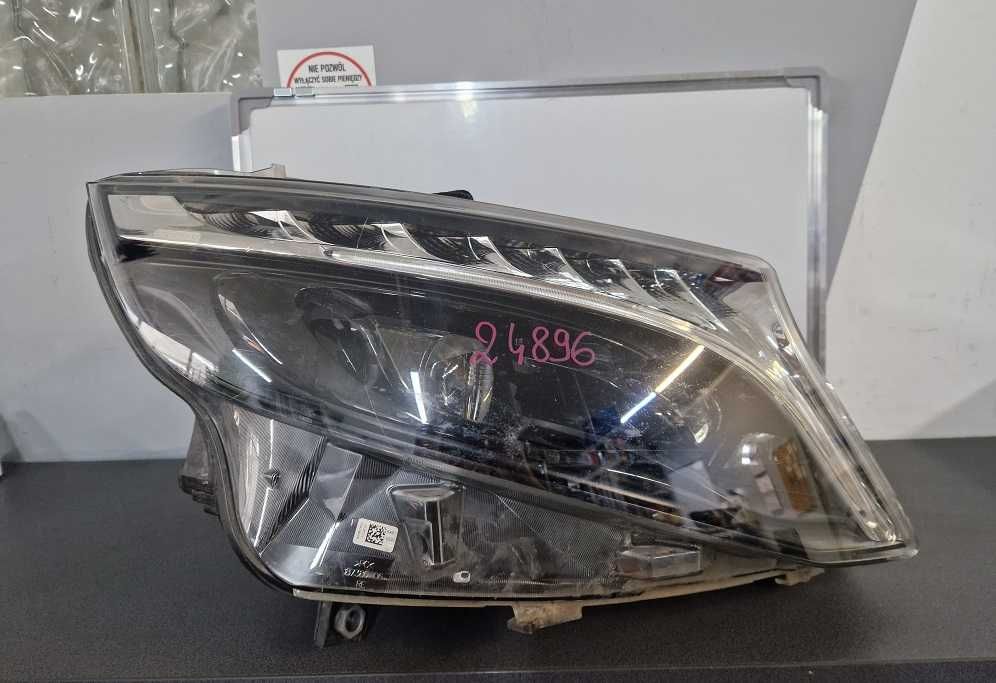 Mercedes V-Klasa W447 Lift 19r.- Lampa Przód Prawa Full Led