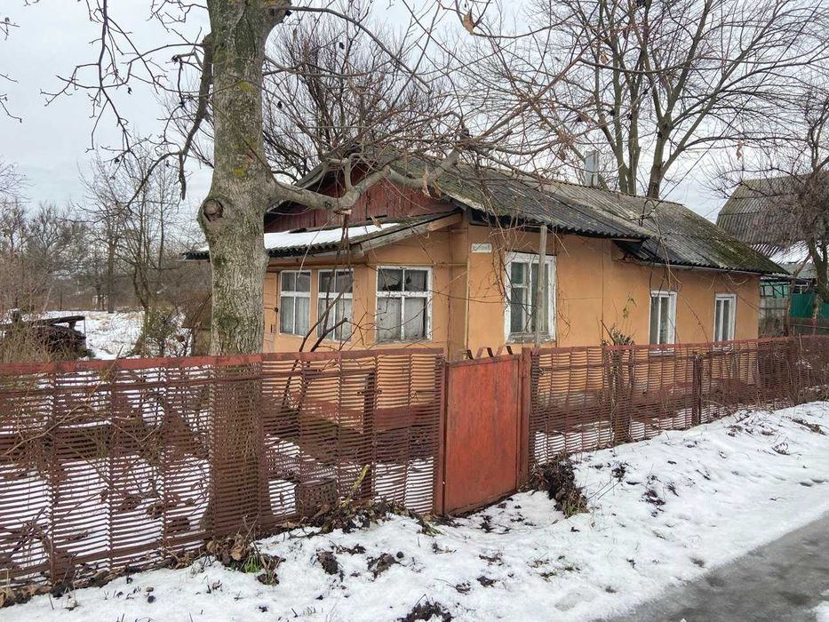 Буча, 13 соток з комунікаціями.