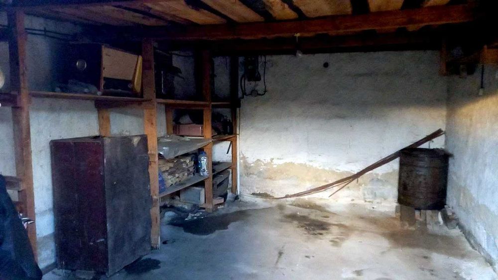 Продається гараж в смт Хорошів (Житомирська область)