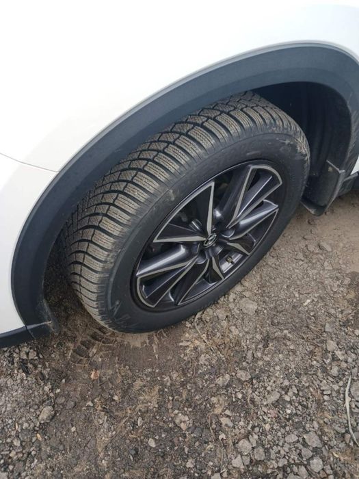Автомобиль Mazda cx-5