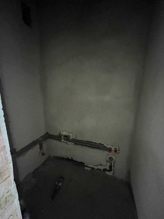 Велика 3к квартира з частковим ремонтом Будинок введено в експлуатацію