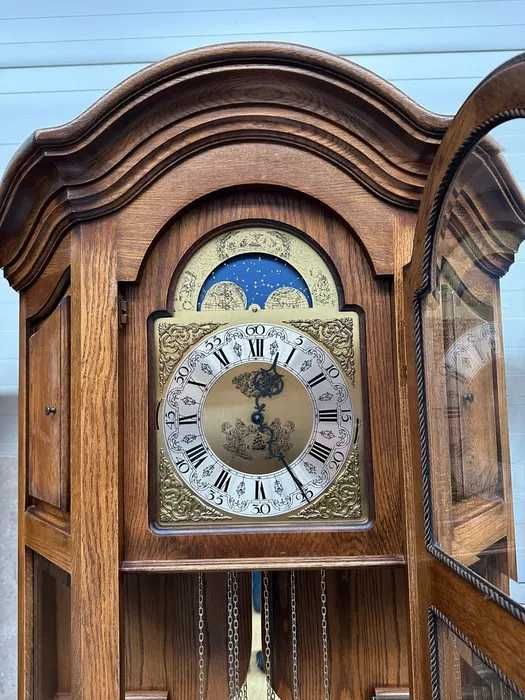 Zegra numer 5. Stojący kwadransowy. Transport cały kraj.