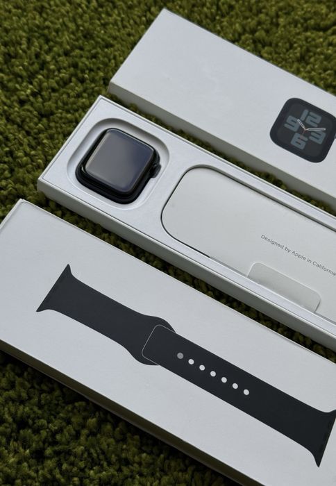 Продам Apple Watch SE 2 44mm
