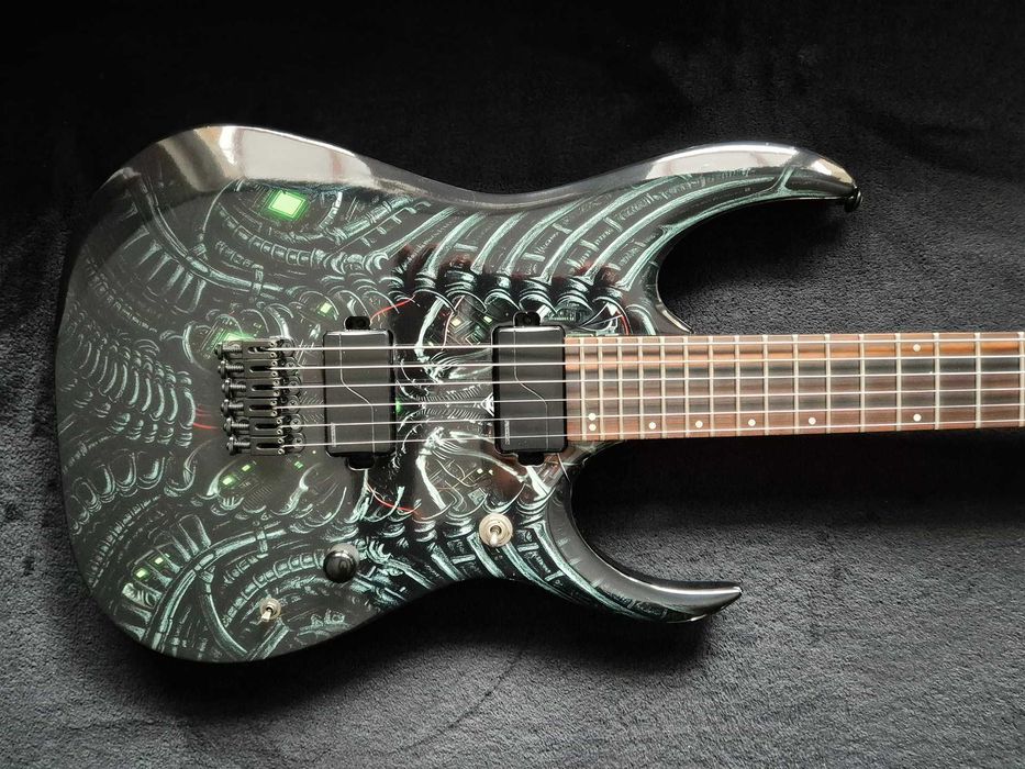 Ibanez RG RGD 61 ALA - baryton, Fishman Fluence Modern, grafika Alien