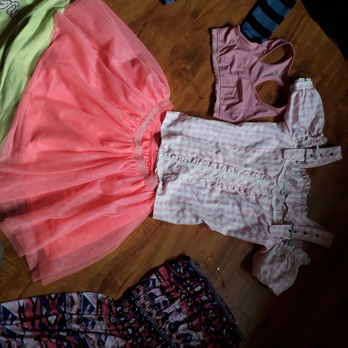 Ciuszki dla dziewczynki, roz. 158 + 2 staniki gratis!!!