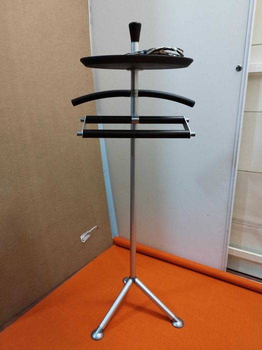 Criado de quarto/Cabide alumínio e madeira