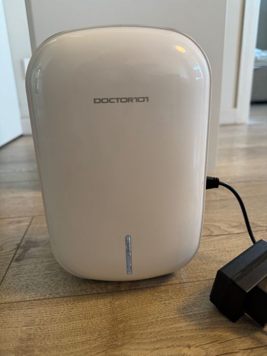 Осушувач повітря Doctor-101 LIMA для невеликих приміщень на 800мл
