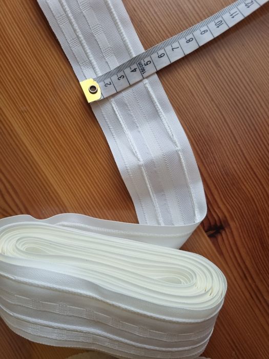 Nowa  taśma do firan