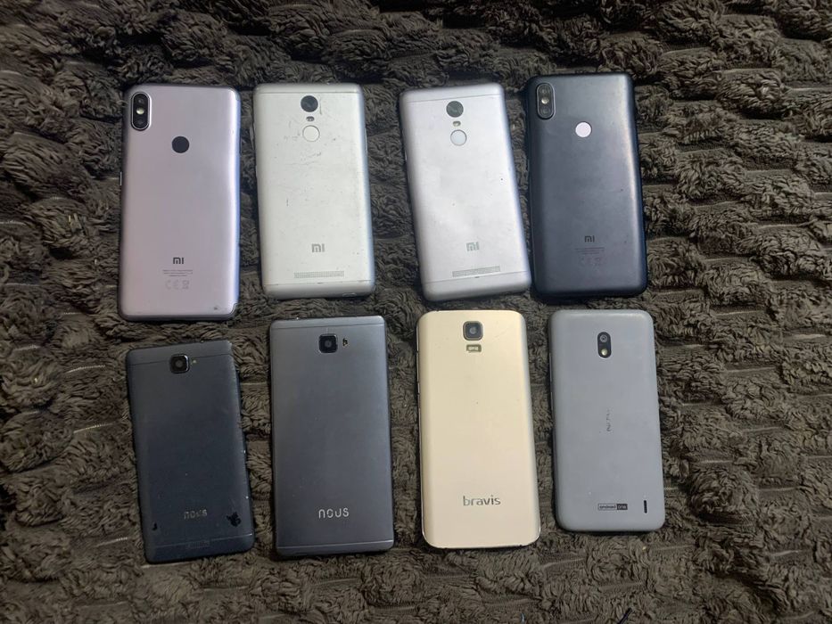 телефоны и запчасти на разбор