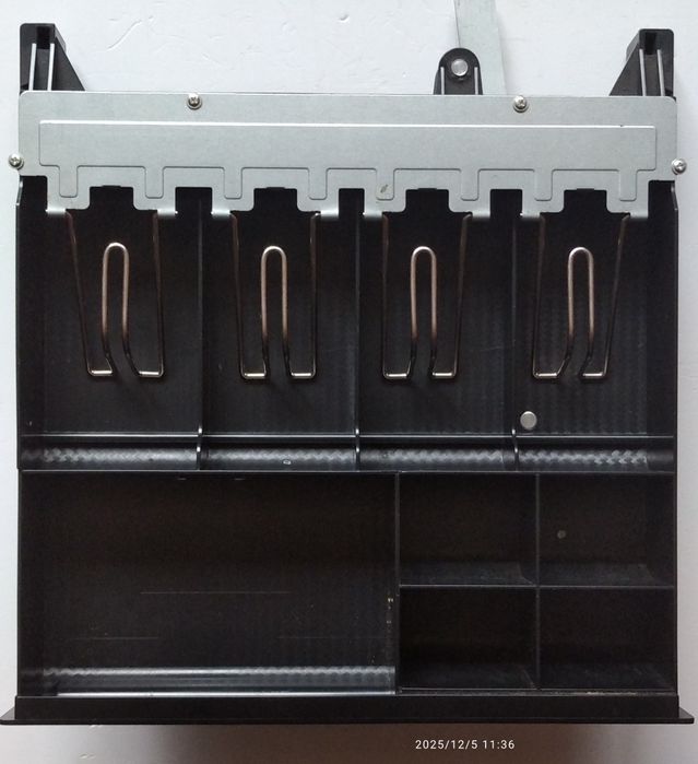 Коробка металлическая б/у, с выдвижной секцией