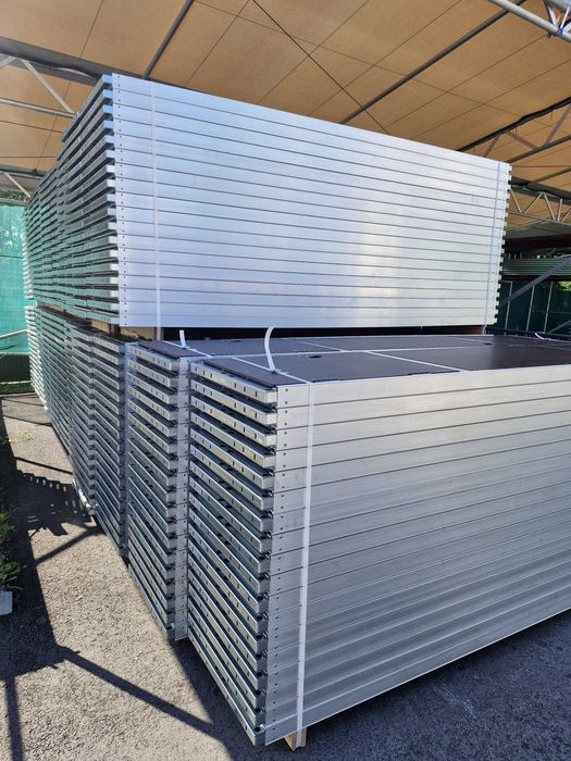 Rusztowanie 480m2 6x75m typ Plettac P70 nowe, podesty stalowe nitowany