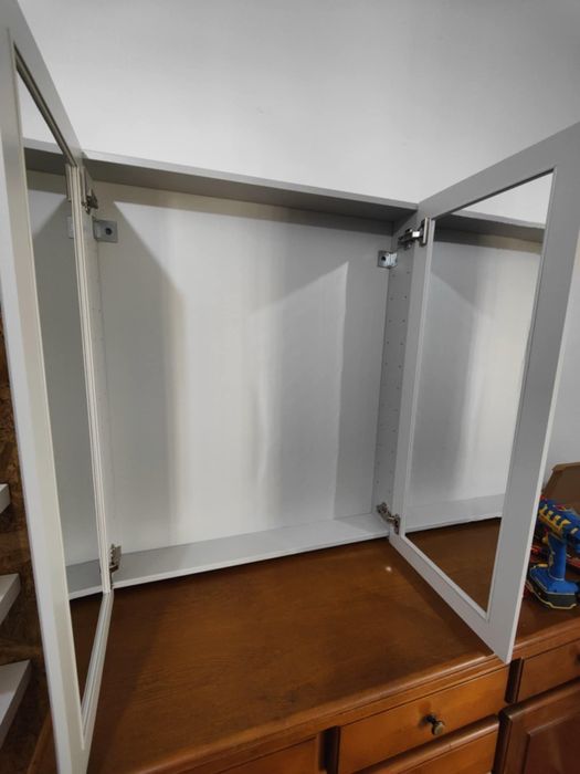 Entrego e instalo armário de casa de banho IKEA novo