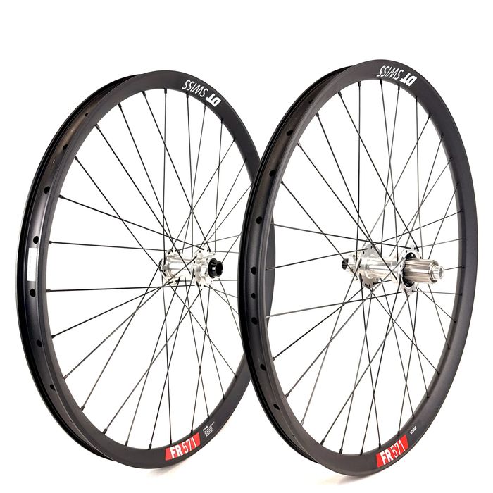 Koła DT Swiss FR571 DH 27.5 na piastach HOPE PRO 5 Silver i szprychach Sapim Race NOWE