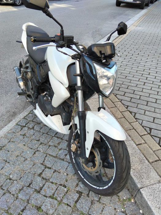 SYM Wolf 125 usada em muito bom estado