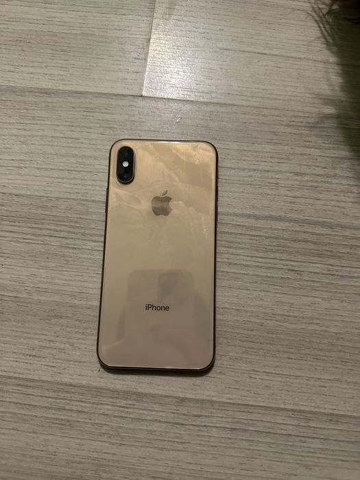Продам Айфон xs в чудовому стані