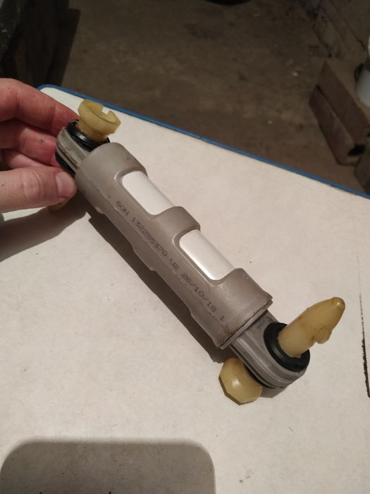 Амортизатори і тен до пральної машини електролюкс