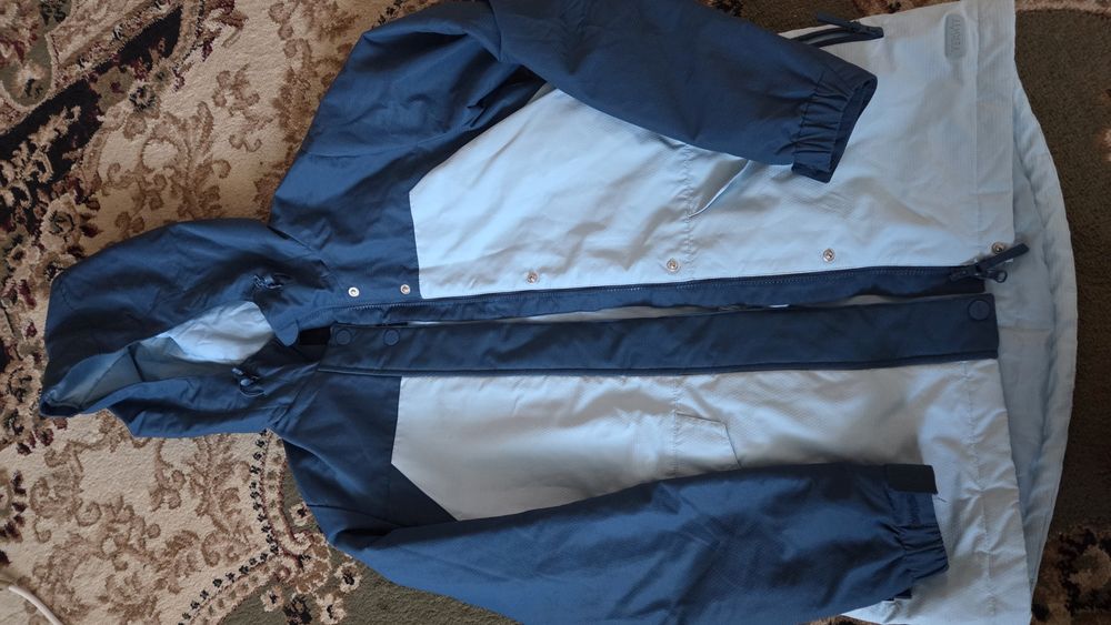 Лижний костюм в ідеальному стані.