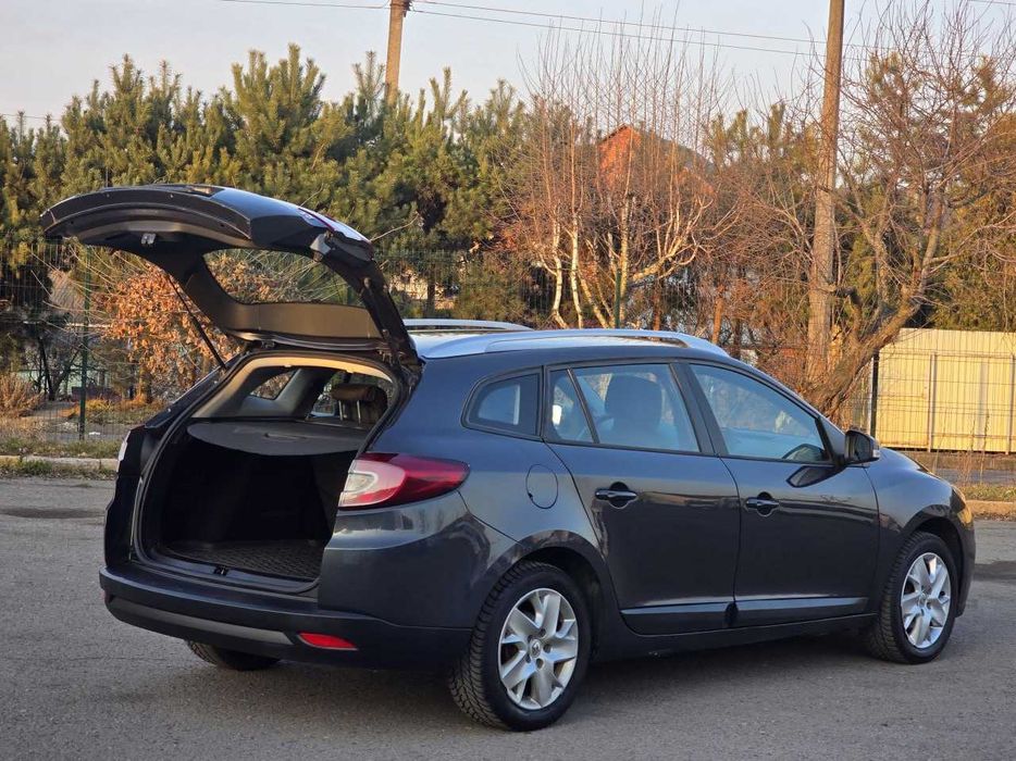 Продам  Renault Megane 2013. Можна в розстрочку, під викуп.