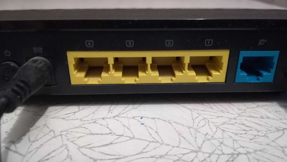 Маршрутизатор (роутер) Asus RT-N12