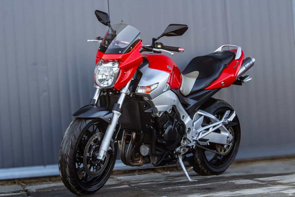 Suzuki GSR 400 з Японії