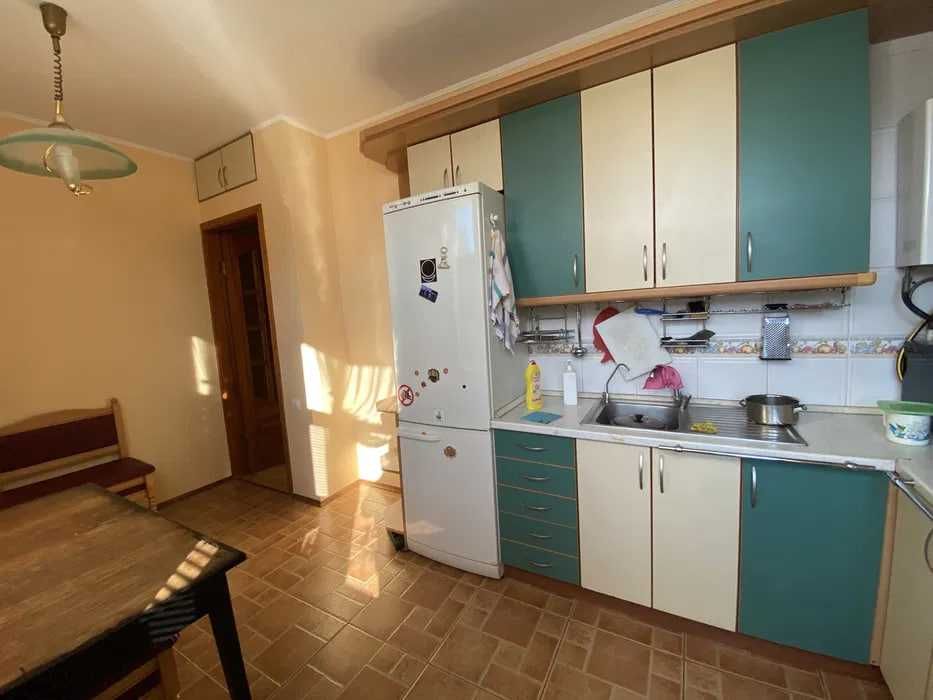 Оренда 2-к квартири на вул. Копилівська