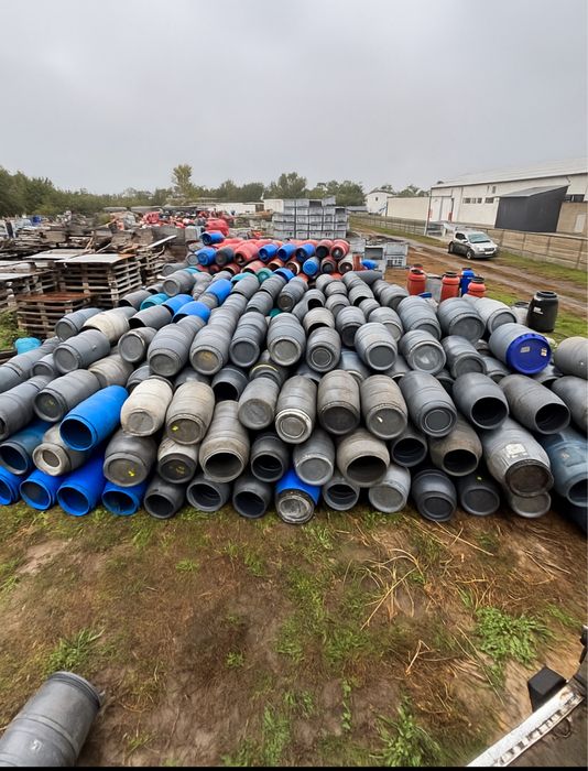 Beczki plastikowe 220L z wiekiem