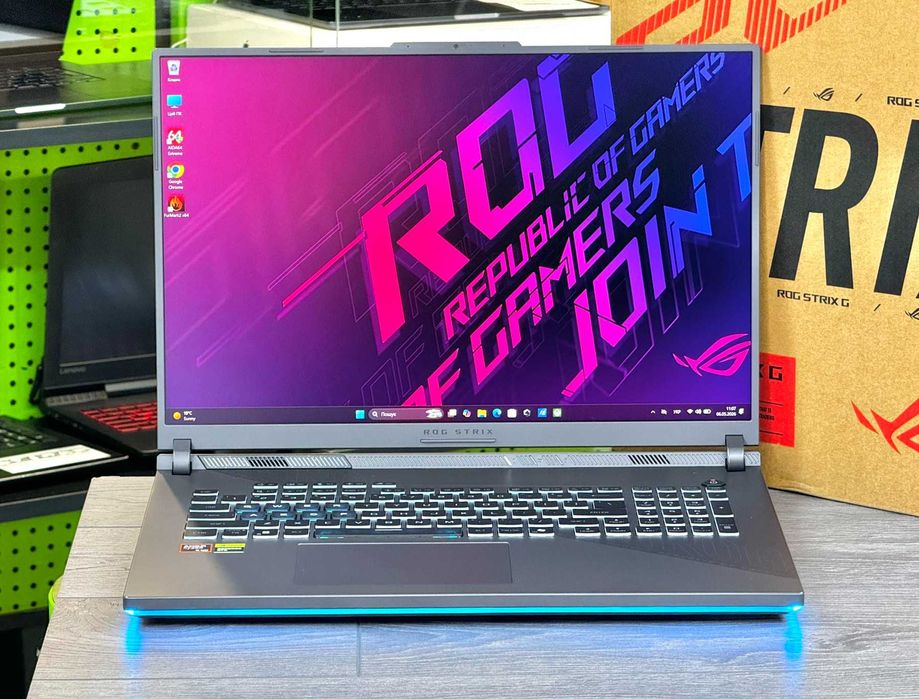 Повністю НОВИЙ / Asus Rog Strix G18 G814F / RTX 5070 / AMD Ryzen 9 9955Hx