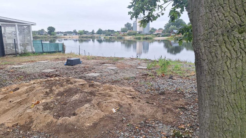 Działka nad jeziorem z własną linią brzegową