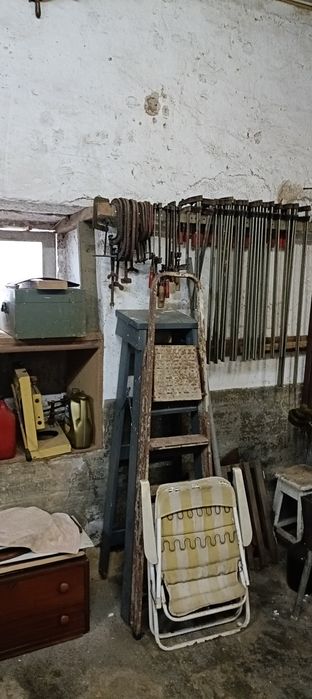 ferramentas e máquinas de carpintaria