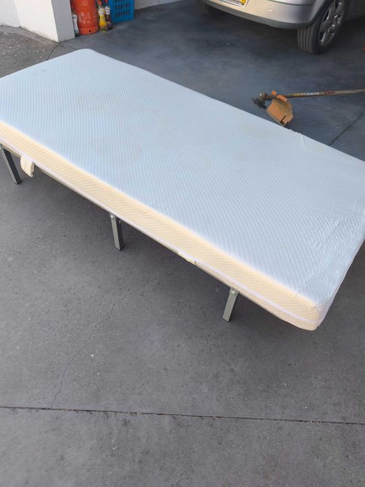 Cama de solteiro