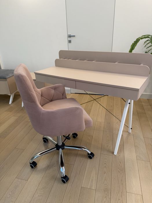 Sprzedam komplet mebli.