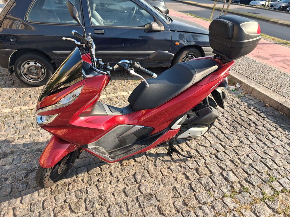 Honda PCX Junho 2020 11850 KM