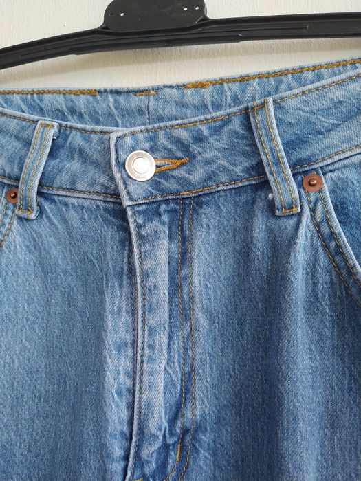 Calças de Ganga H&M, Cintura Alta / Corte Reto - H&M - Tamanho 40