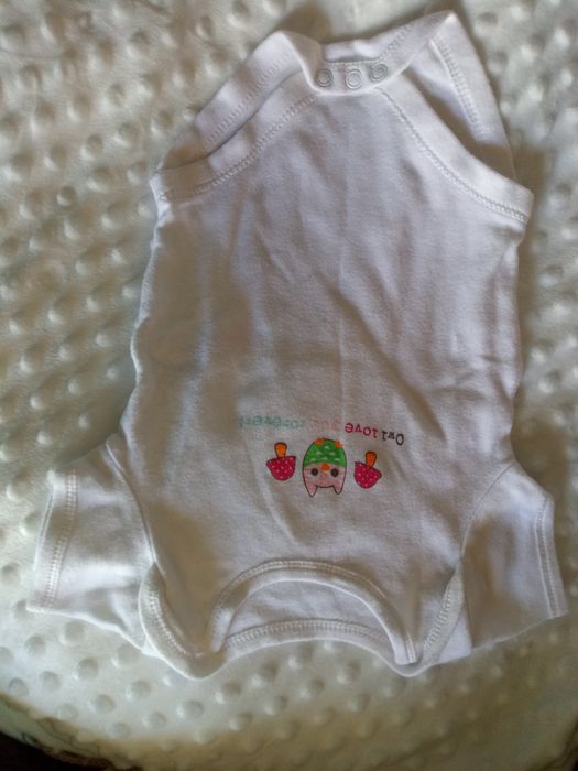Vendo bodys de bebe 0-3