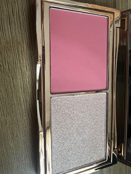 charlotte tilbury blush and glow Fair-medium