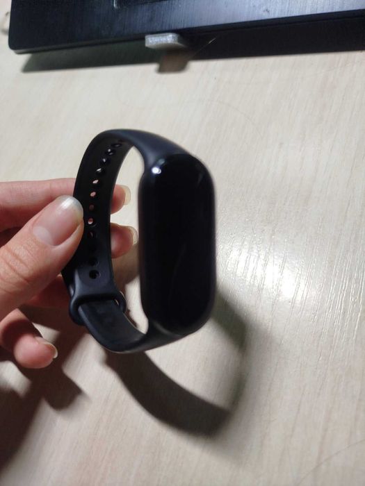 Продаєм фітнес-браслет Mi band 9