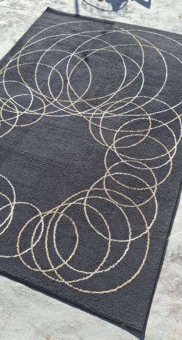 Tapete de sala preto