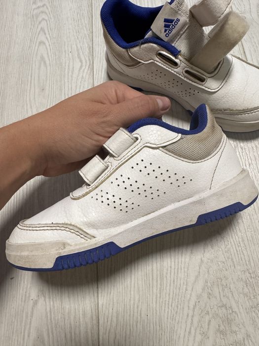 Детские кроссовки Adidas
