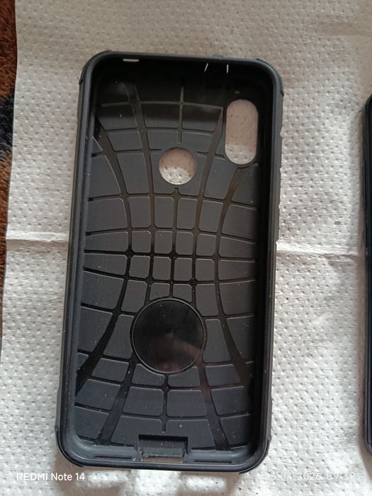 Продам старенький смартфон.