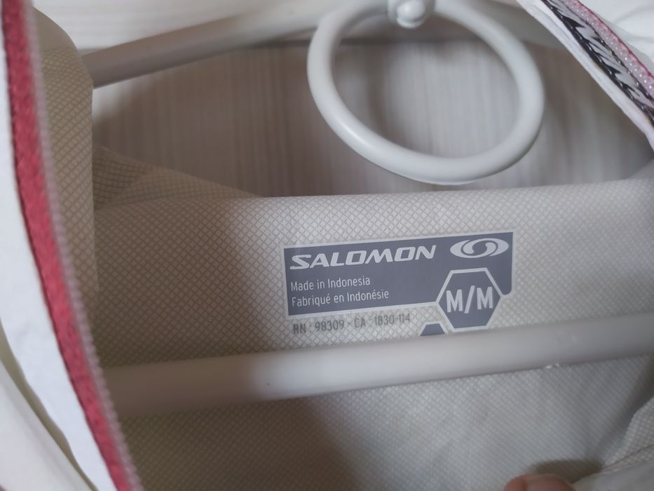 Nowa kurtka Salomon z metkami wodoszczelna i wiatroszczelna