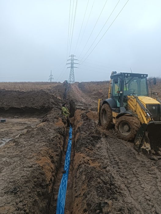 Sieci i przyłącza wod-kan usługi sprzętowe roboty ziemne przeciski