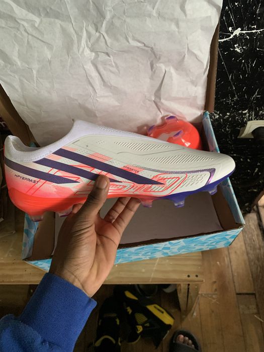 Adidas       F50
