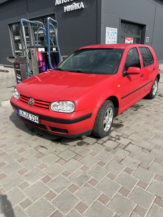 Автомобіль Golf 4 1.4 16V