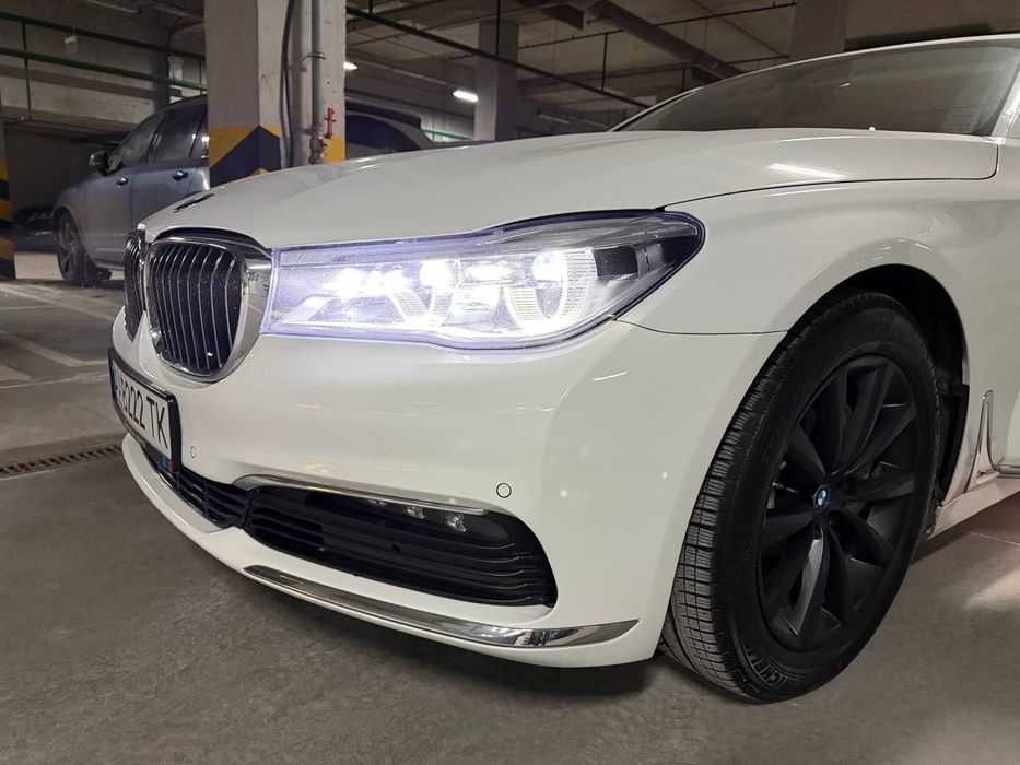 BMW 7 Series 2015