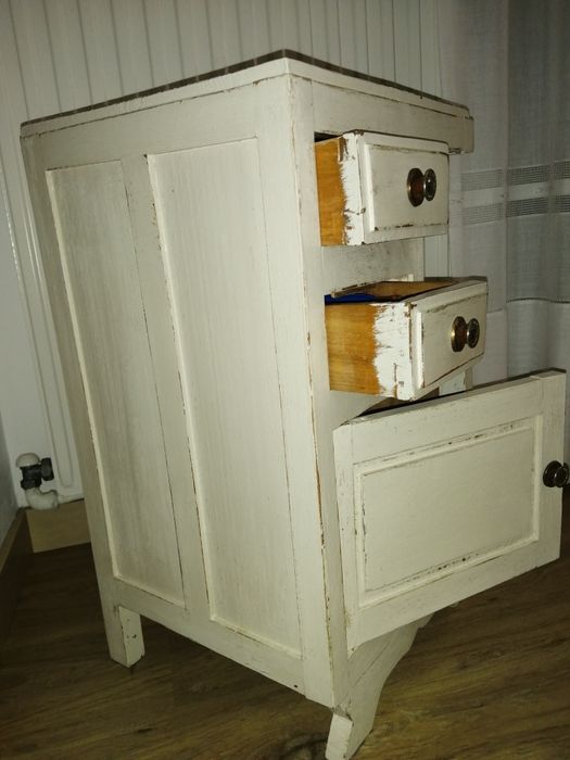 Vendo mesa apoio madeira